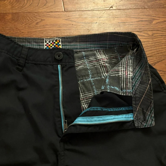 Quicksilver men’s black‎ khaki  chino flat front beach shorts in size 32 - Picture 4 of 11